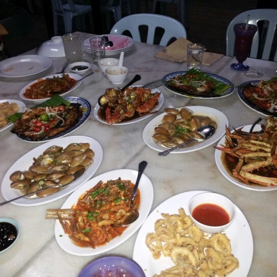 Restoran Terapung Hm Sri Bagan Seafood Restaurant