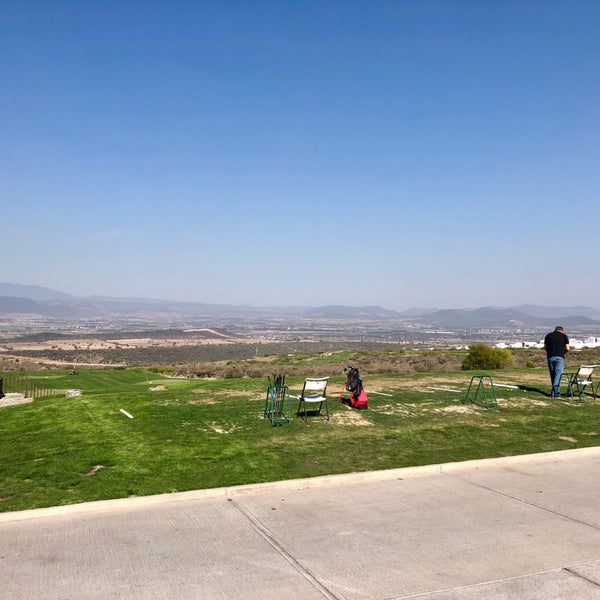 2/5/2019 tarihinde Rick T.ziyaretçi tarafından Zibatá Golf'de çekilen fotoğraf
