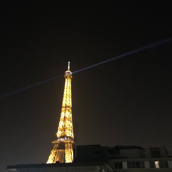 Foto tomada en Hôtel Mercure Paris Centre Tour Eiffel  por ❤❤YONG❤❤ el 3/25/2022