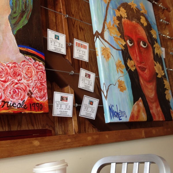 รูปภาพถ่ายที่ Chez Amavida - Coffee, Tea &amp; Killer Food โดย Tony S. เมื่อ 6/26/2014