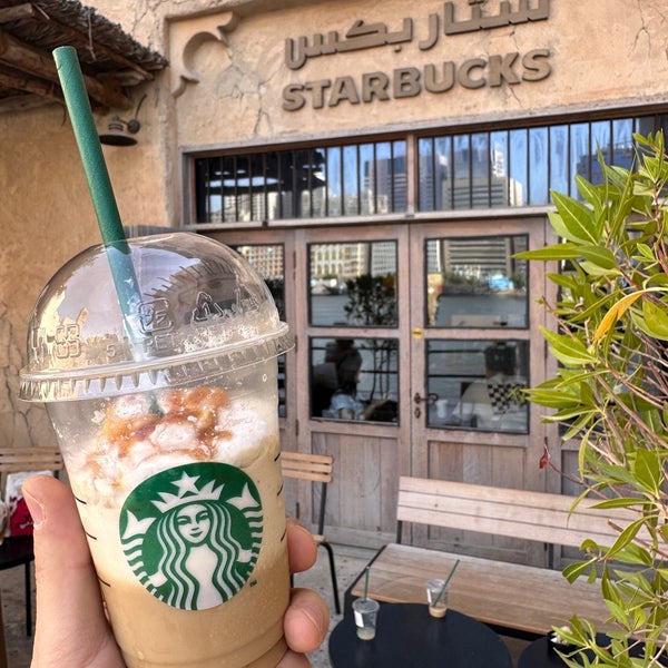 5/10/2023 tarihinde Özgür A.ziyaretçi tarafından Starbucks'de çekilen fotoğraf