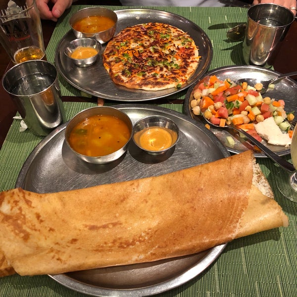 Foto scattata a Pongal Kosher South Indian Vegetarian Restaurant da Maria S. il 7/4/2018