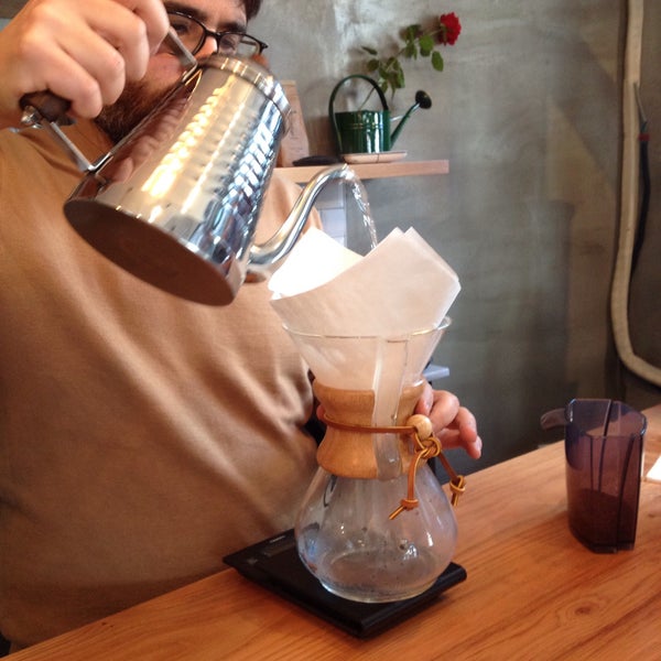 Foto tirada no(a) Montag Coffee Roasters por Cisem C. em 4/4/2015