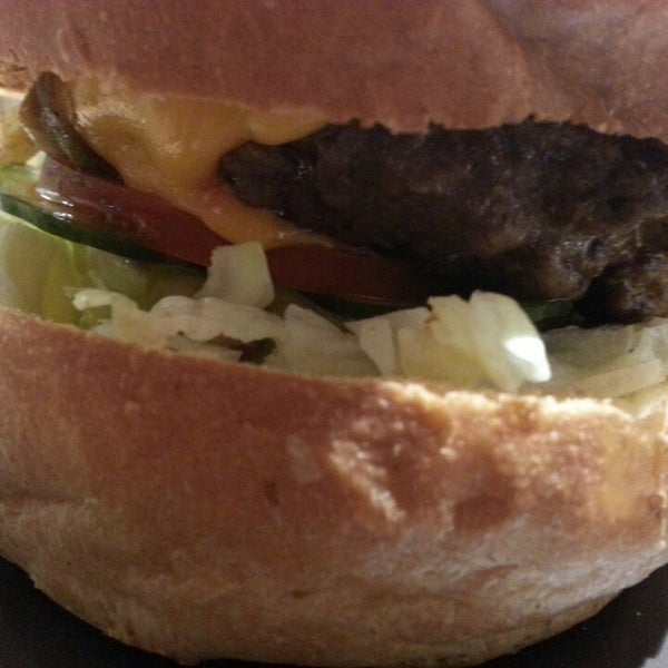 11/5/2013에 Gabor S.님이 Burger House에서 찍은 사진