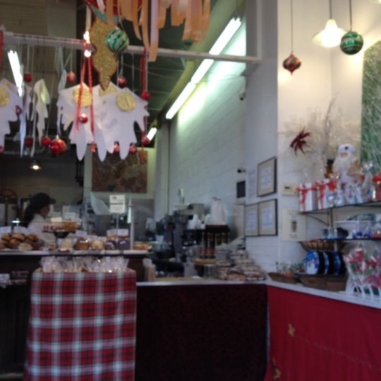 12/14/2012 tarihinde Johan S.ziyaretçi tarafından Corner Cafe and Bakery'de çekilen fotoğraf