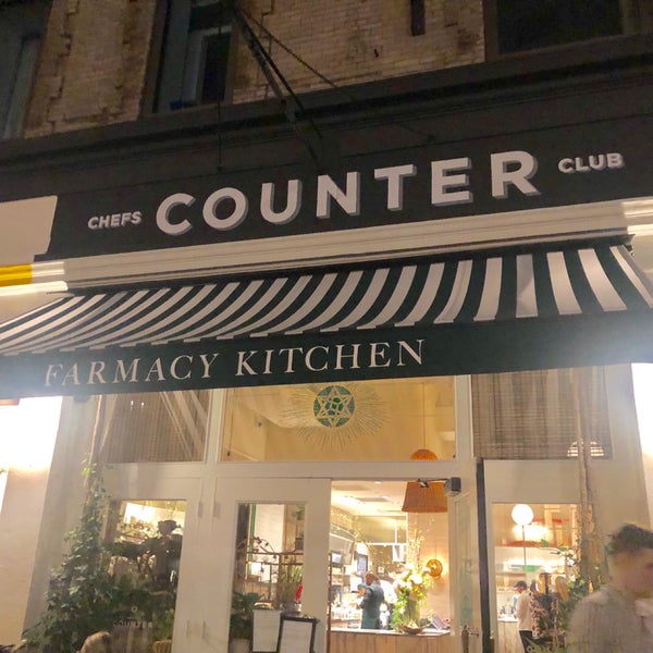 รูปภาพถ่ายที่ Chefs Club Counter โดย Johan S. เมื่อ 9/11/2019