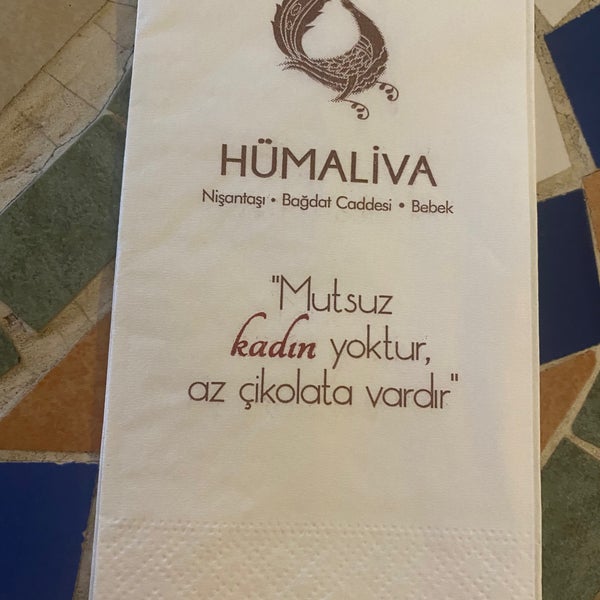 Foto diambil di Hümaliva Çikolata &amp; Kahve oleh Gamze D. pada 9/15/2022