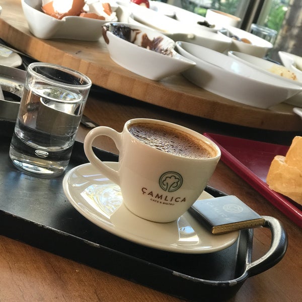 Photo taken at Çamlıca Cafe &amp; Bistro by İrem on 11/10/2020