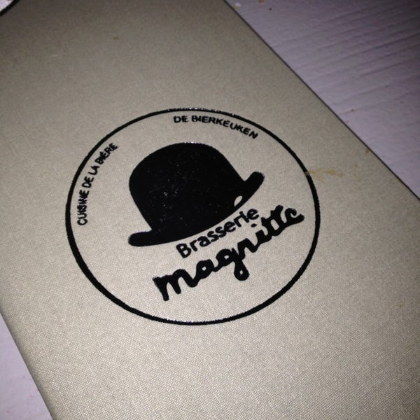 รูปภาพถ่ายที่ Brasserie Magritte โดย George G. เมื่อ 1/12/2013