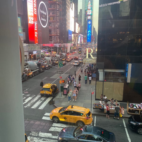 Photo taken at Renaissance New York Times Square Hotel by Hattan A. on 8/12/2021
