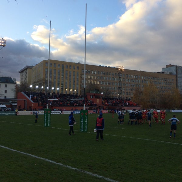 Стадион слава