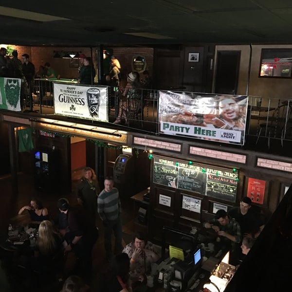 Foto tirada no(a) O&#39;Briens Irish Pub por Chris em 3/17/2018