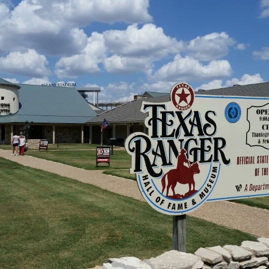 8/28/2014에 Chris님이 Texas Ranger Hall of Fame and Museum에서 찍은 사진