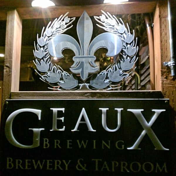 Photo taken at Geaux Brewing by Mike R. on 9/30/2016