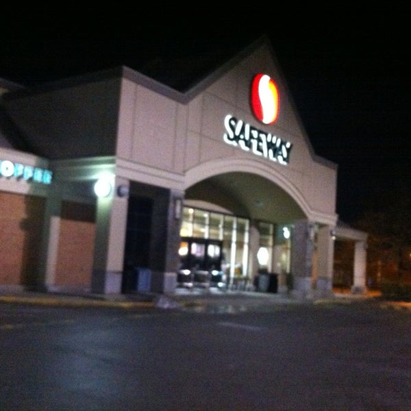 Safeway Canada Supermarket in Vancouver