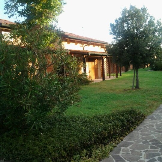 Снимок сделан в Villaggio Resort Ca&#39; Laguna пользователем Nicola G. 10/17/2012