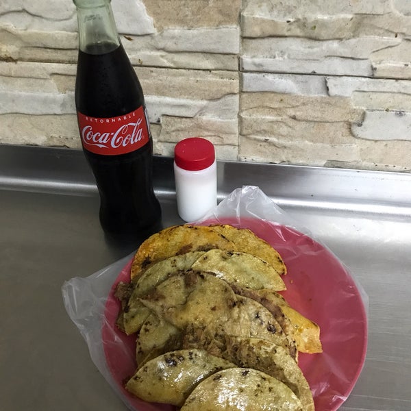 Fotos en Tacos de Canasta "Los Especiales" Downtown 226 tips