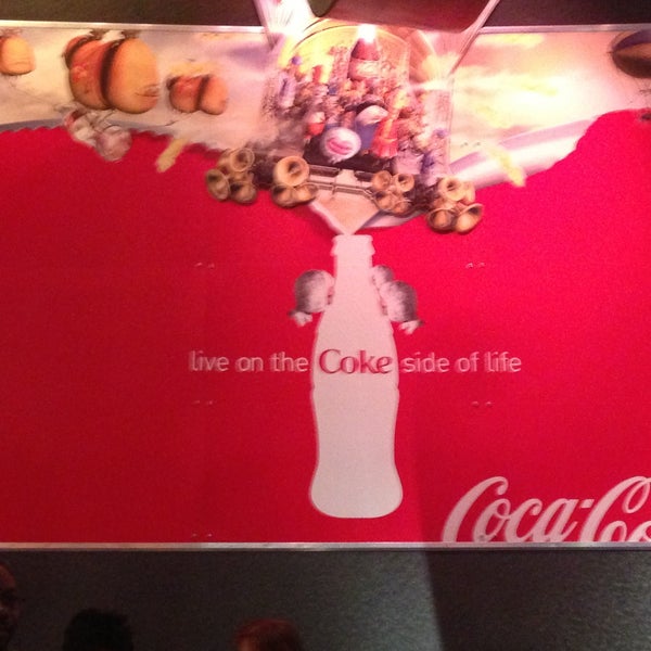 6/8/2013에 Logan H.님이 World of Coca-Cola에서 찍은 사진
