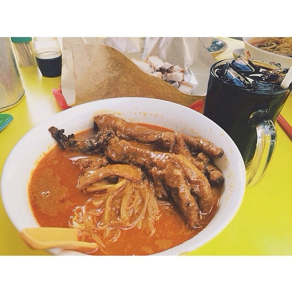 Photos At Oug Curry Mee Seputih 5 Tips