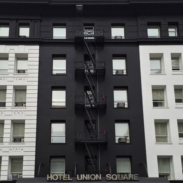 Photo taken at Hotel Union Square by Ezequiel C. on 8/1/2015