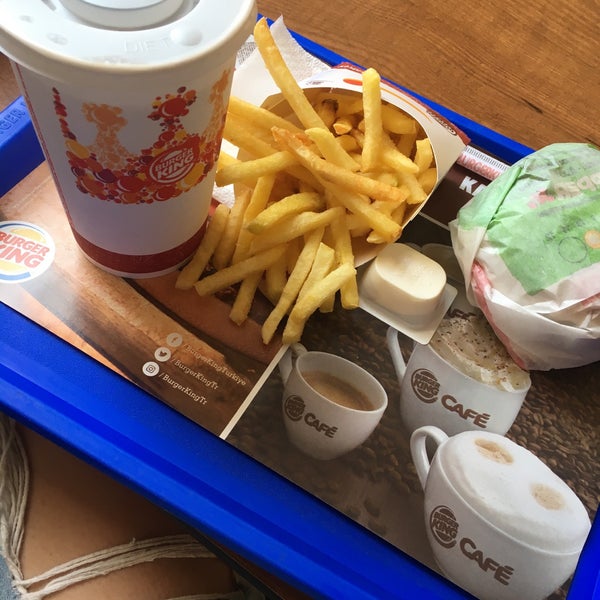 5/27/2018 tarihinde İrem S.ziyaretçi tarafından Burger King'de çekilen fotoğraf