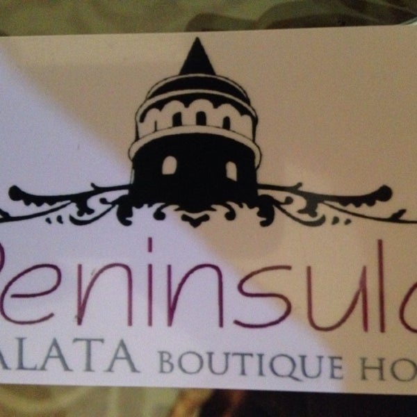 Foto diambil di Peninsula Galata Boutique Hotel oleh Mrtcmlst pada 5/1/2014