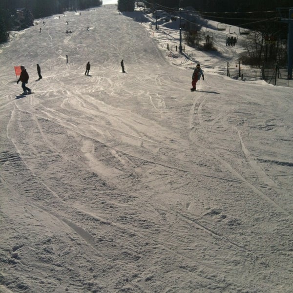 รูปภาพถ่ายที่ HoliMont Ski Area โดย Jack Q. เมื่อ 1/27/2013