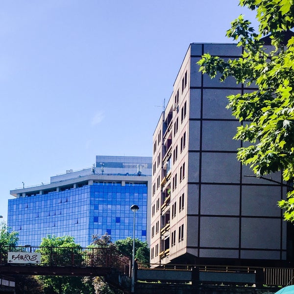 Авеню 19. Авеню 19. Проспект науки 19. Gtc 19 avenue, 38-40 vladimira popovica street. Проспект победы 19а липецк на карте.