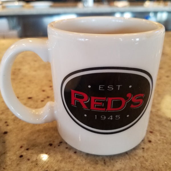 Photo taken at Red&#39;s Kitchen &amp; Tavern by Nicole L. on 11/8/2019