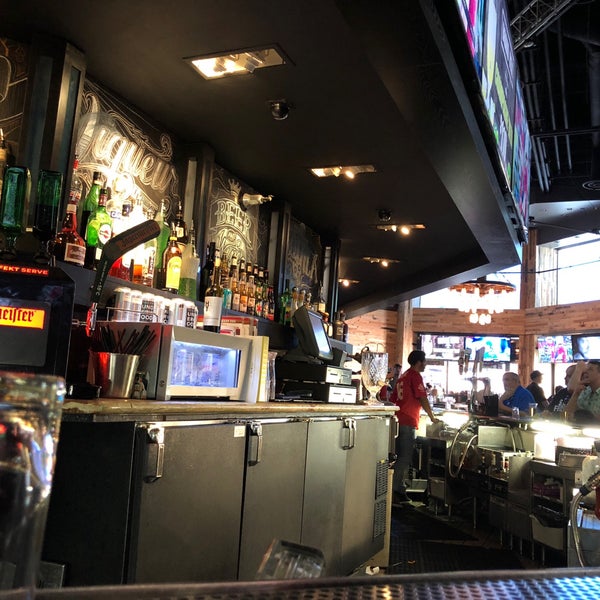 9/30/2018にBrandon B.がPBR Rock Bar &amp; Grillで撮った写真