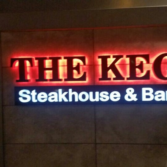รูปภาพถ่ายที่ The Keg Steakhouse + Bar - Windsor Riverside โดย Brandon B. เมื่อ 6/12/2015