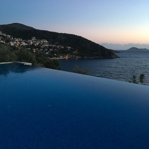 Foto tirada no(a) Hotel Villa Mahal por Sevgi Ç. em 7/27/2017