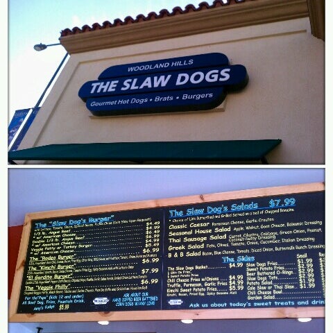รูปภาพถ่ายที่ The Slaw Dogs at the Village โดย Jorgette Joanne เมื่อ 10/18/2012