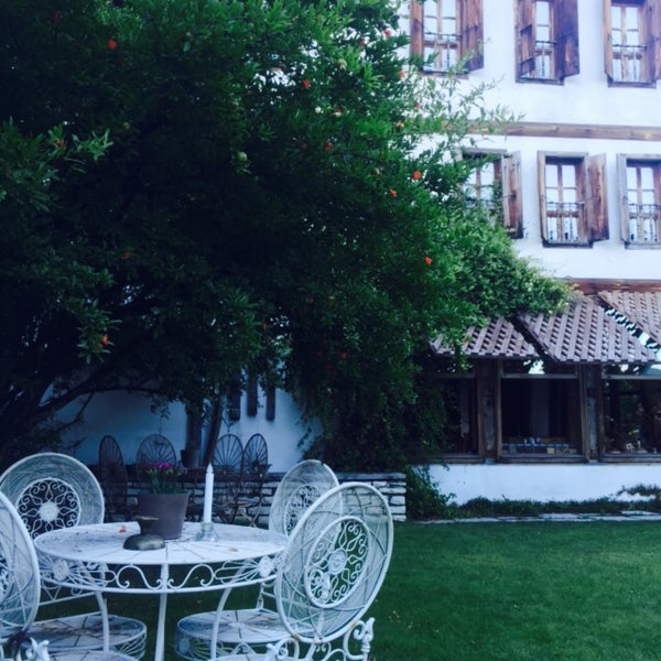 Das Foto wurde bei GuleviSafranbolu Hotel von Hatice Kübra Y. am 7/8/2016 aufgenommen