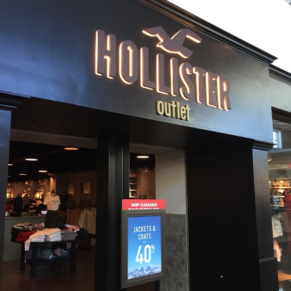 hollister outlet near me