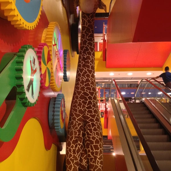 Hamleys dundrum on sale