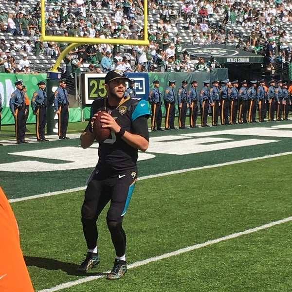 Foto tirada no(a) MetLife Stadium por Sam M. em 10/1/2017