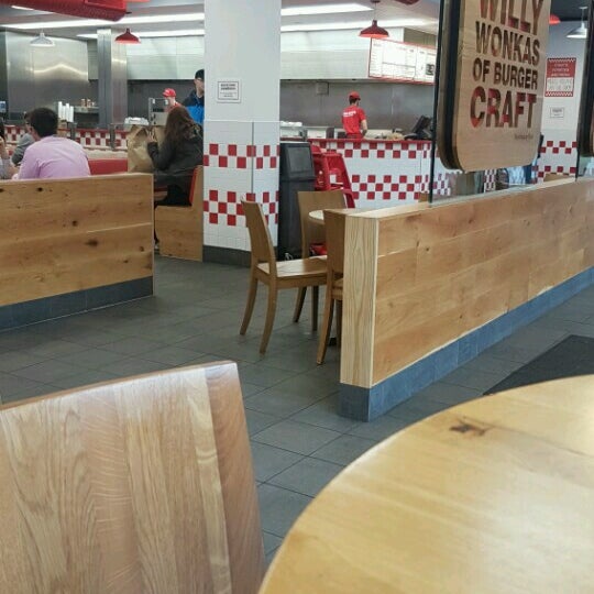 Photo taken at Five Guys by Sinead C. on 8/11/2016