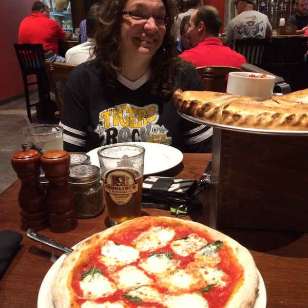 Photo taken at Andolini&#39;s Pizzeria Broken Arrow by Bill D. on 10/2/2015