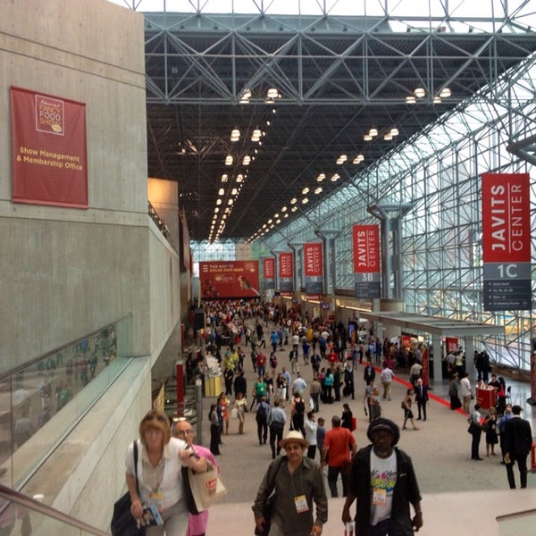 7/3/2013 tarihinde George G.ziyaretçi tarafından Jacob K. Javits Convention Center'de çekilen fotoğraf