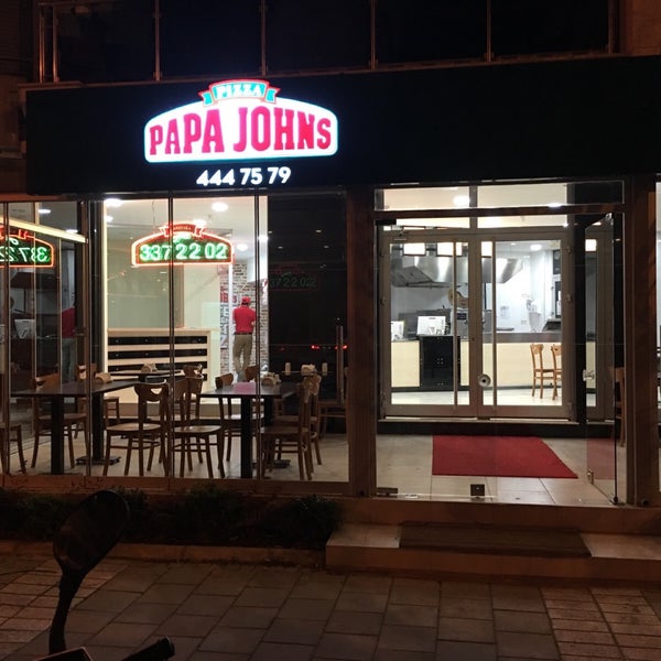 photos at papa john s pizza 16 tips from 1072 visitors