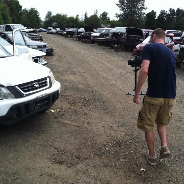 B & R Auto Wrecking Co Car Dealership in South Corvallis