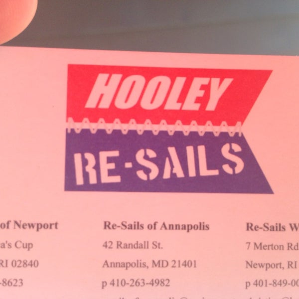 รูปภาพถ่ายที่ Re-Sails Hooley โดย Keith B. เมื่อ 8/24/2014