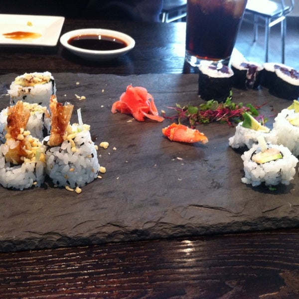 รูปภาพถ่ายที่ SATO - Modern Japanese Cuisine โดย Christina S. เมื่อ 5/10/2014