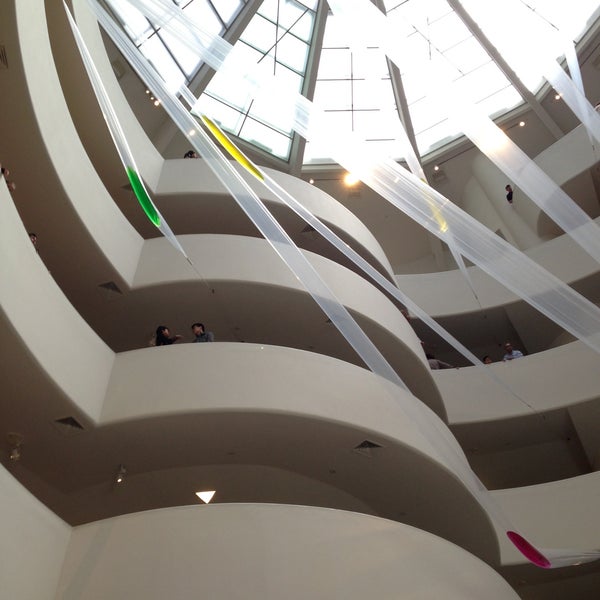 4/28/2013 tarihinde Sam S.ziyaretçi tarafından Solomon R Guggenheim Museum'de çekilen fotoğraf