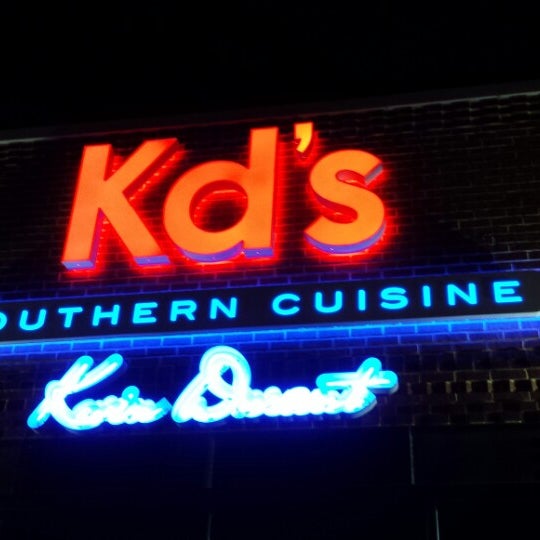 Photo prise au KD&#39;s Kevin Durant&#39;s Restaurant par H P. le12/28/2013