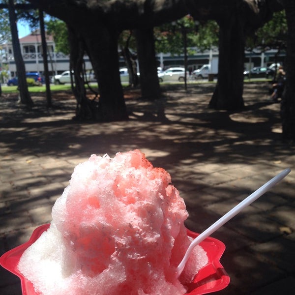 Photo taken at Local Boys Shave Ice by Gabe M. on 6/6/2014