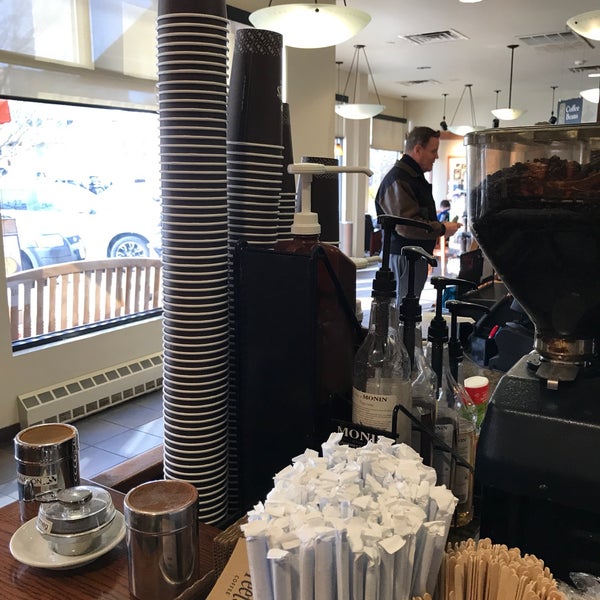 4/8/2018에 Mark H.님이 Peet&#39;s Coffee &amp; Tea에서 찍은 사진
