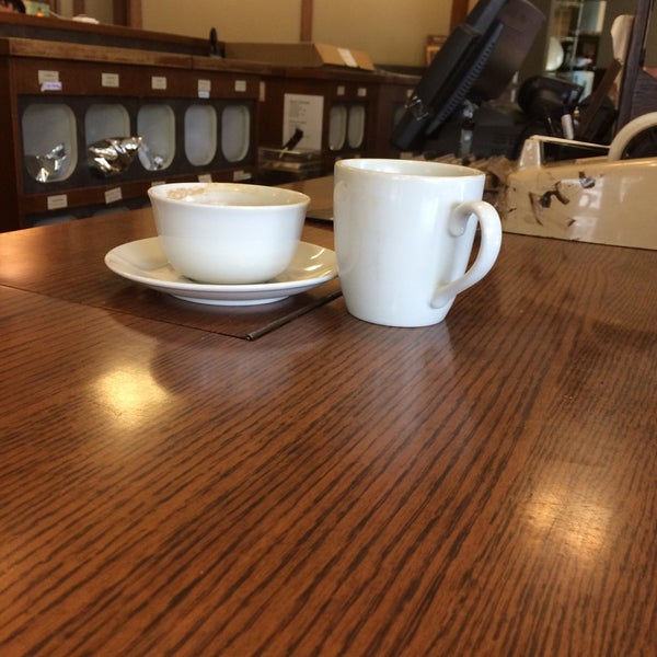 5/9/2015에 Mark H.님이 Peet&#39;s Coffee &amp; Tea에서 찍은 사진