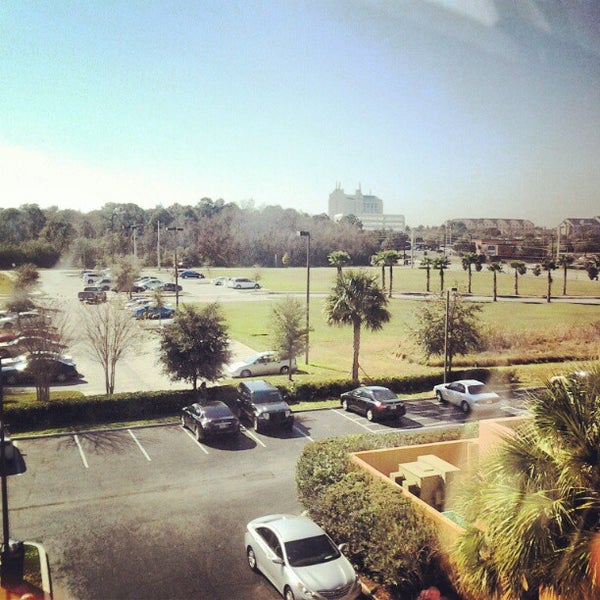 1/27/2013 tarihinde Felipe V.ziyaretçi tarafından Best Western Orlando Gateway Hotel'de çekilen fotoğraf